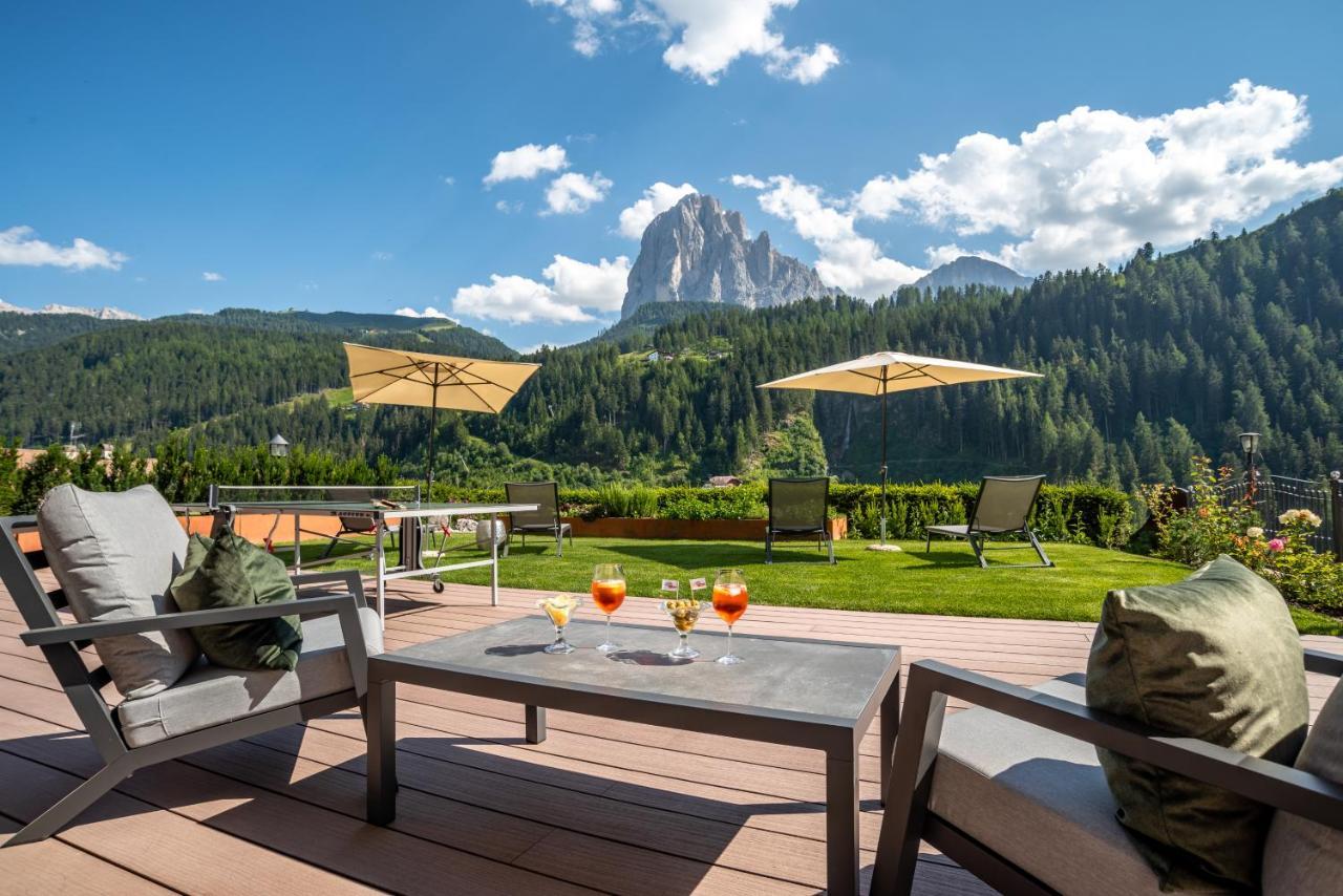 Hotel Vernel Santa Cristina Val Gardena Kültér fotó