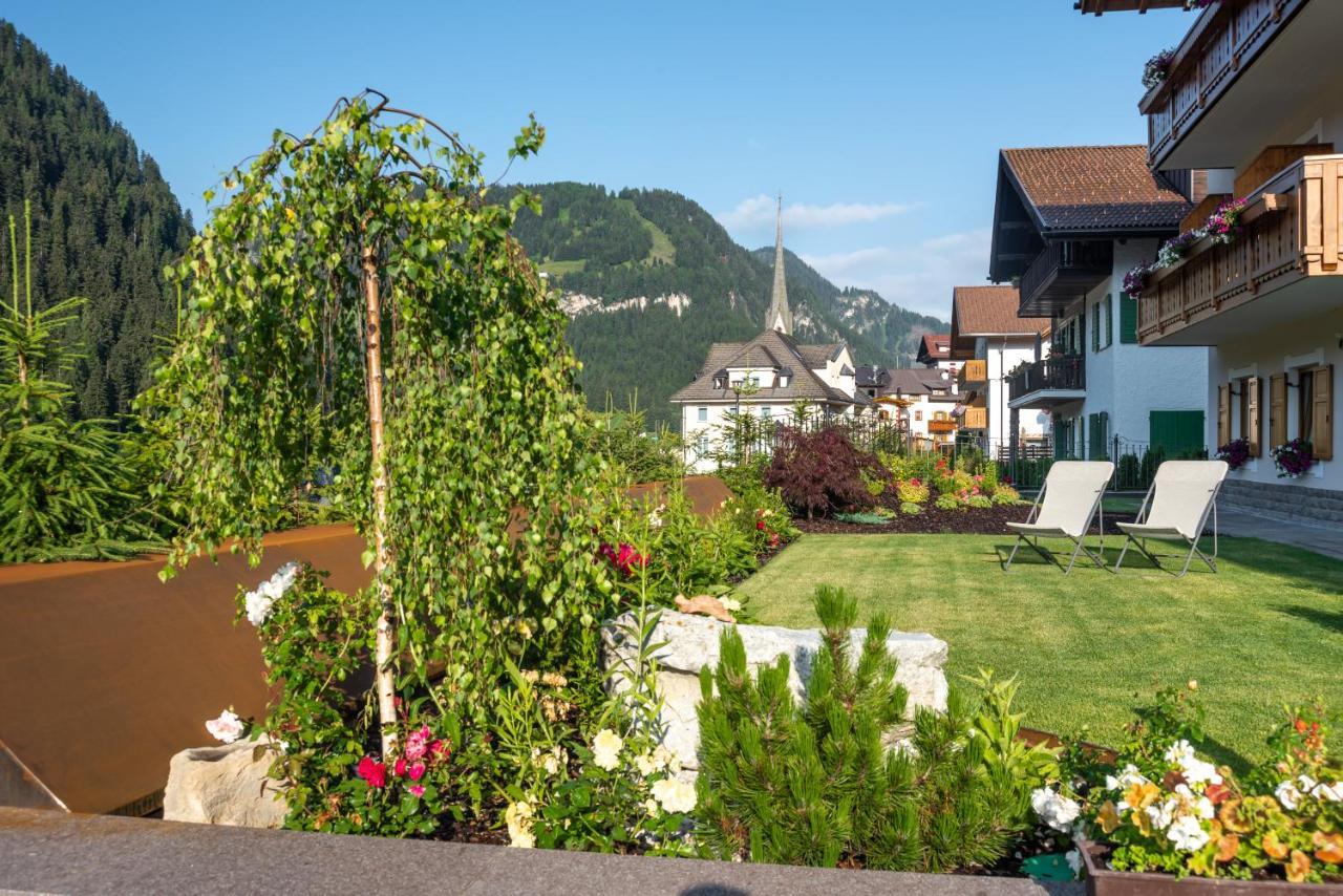 Hotel Vernel Santa Cristina Val Gardena Kültér fotó