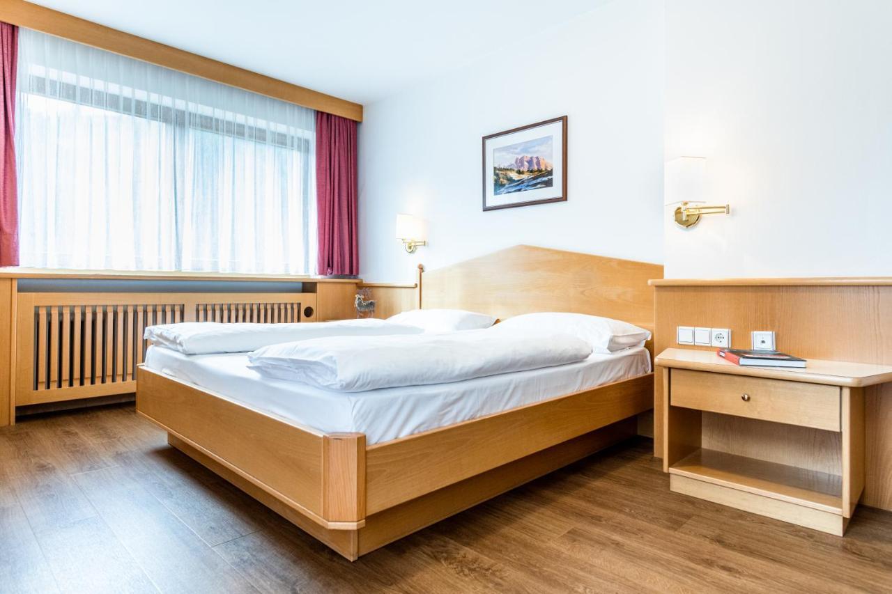 Hotel Vernel Santa Cristina Val Gardena Kültér fotó