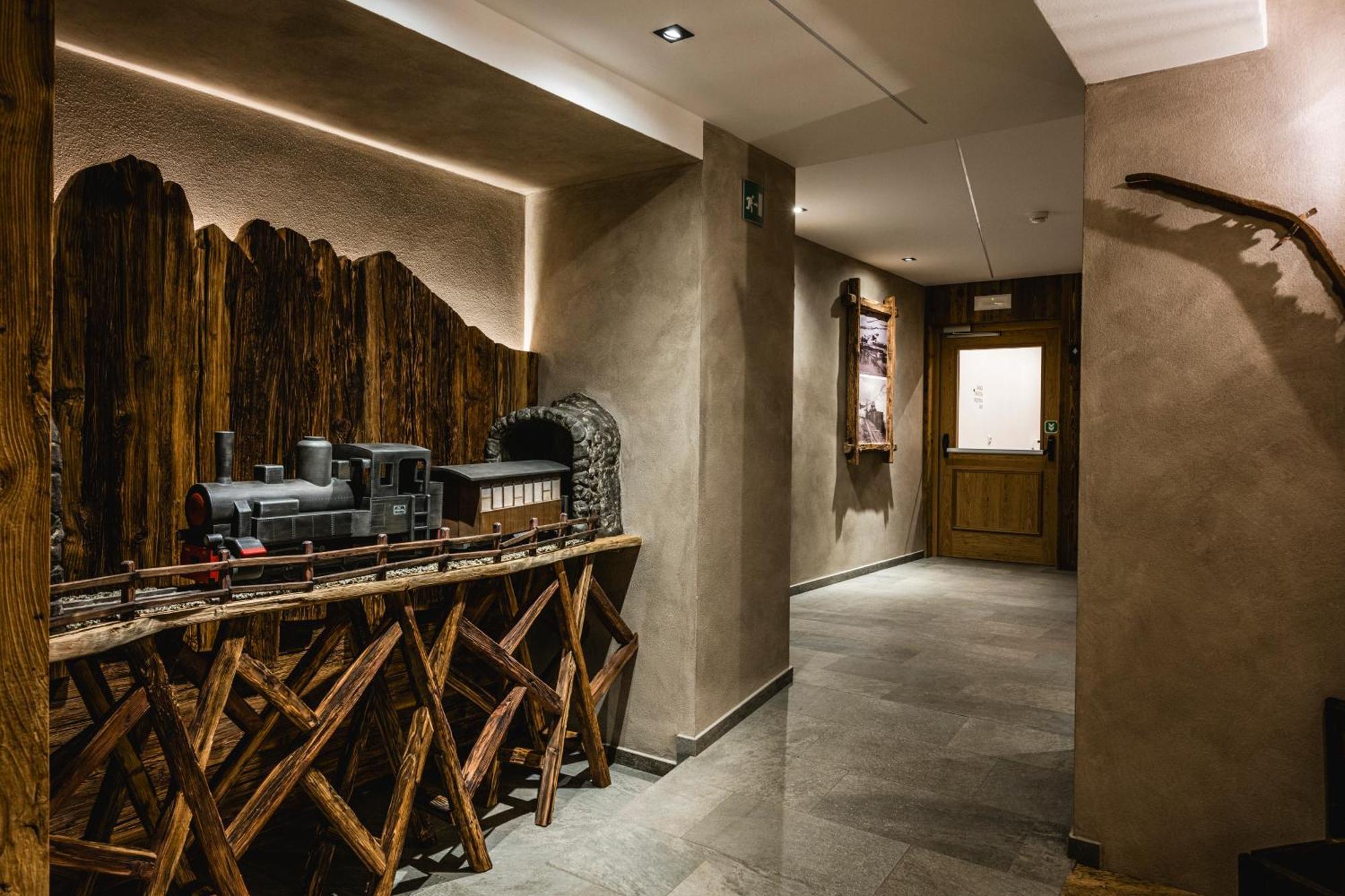 Hotel Vernel Santa Cristina Val Gardena Kültér fotó